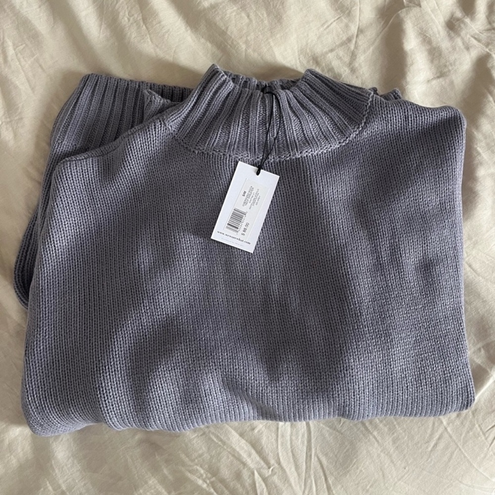 WeWoreWhat Oversized Mock Neck Sweater - Picture 4 of 9